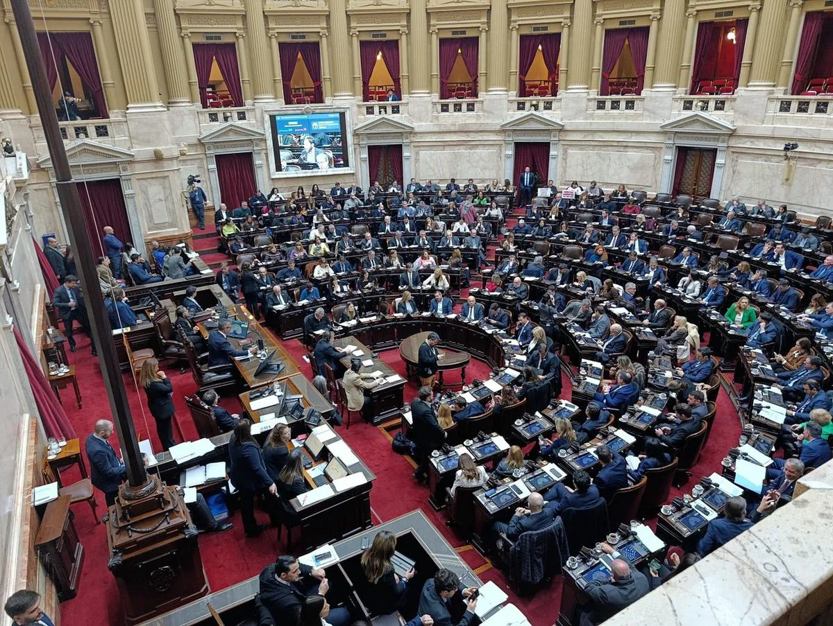 La Cámara de Diputados se prepara para la sesión especial de este miércoles.